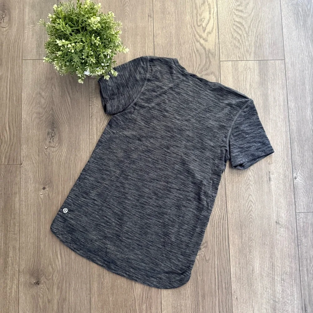 Lululemon Meant To Move Tee Heathered Black